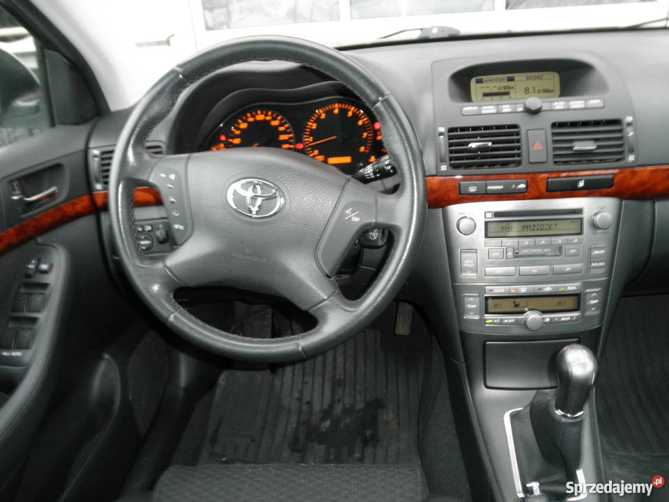 Toyota Avensis II 18 VVTi LunaNiemcypełen serwis poduszka powietrzna Avensis Lębork sprzedam