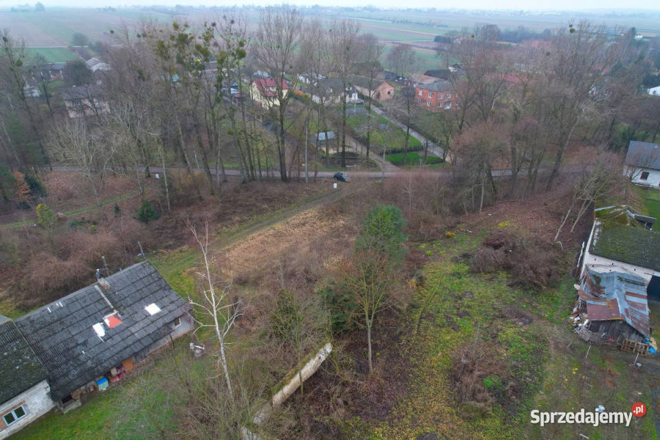 sprzedaży gruntu Wojciechów 2300m2