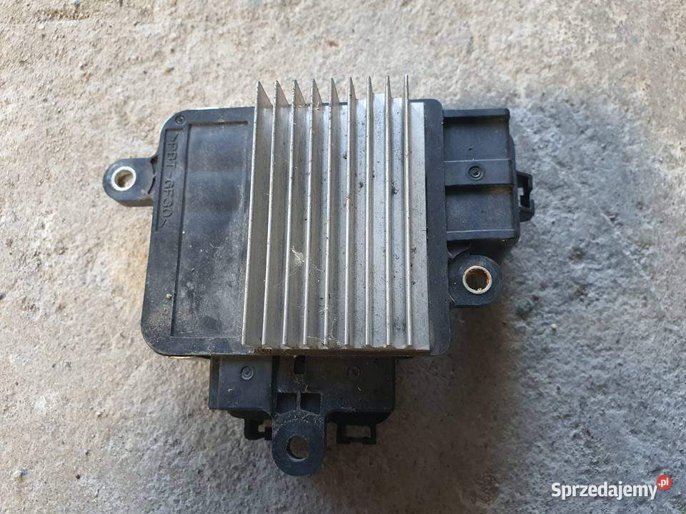 Sterownik wentylatorów chłodnicy Lexus IS300h Ełk