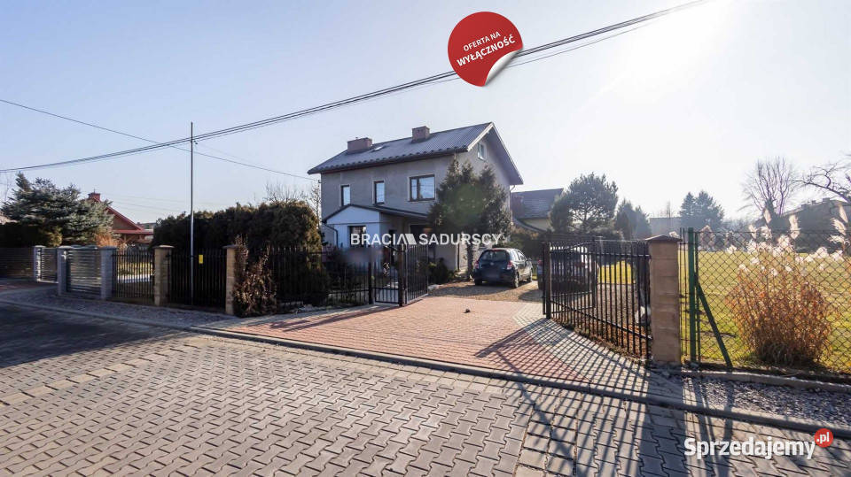 Dom 8221m2 Śledziejowice Różana Liczba pokoi 3 sprzedam