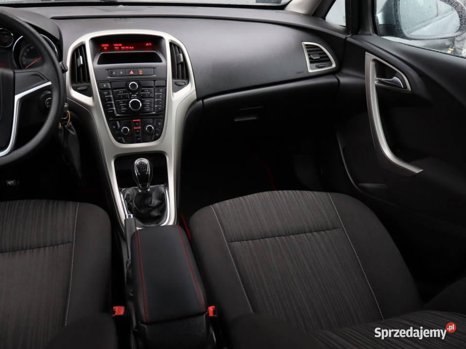 Opel Astra 17 CDTI 81KM Bielany Wrocławskie