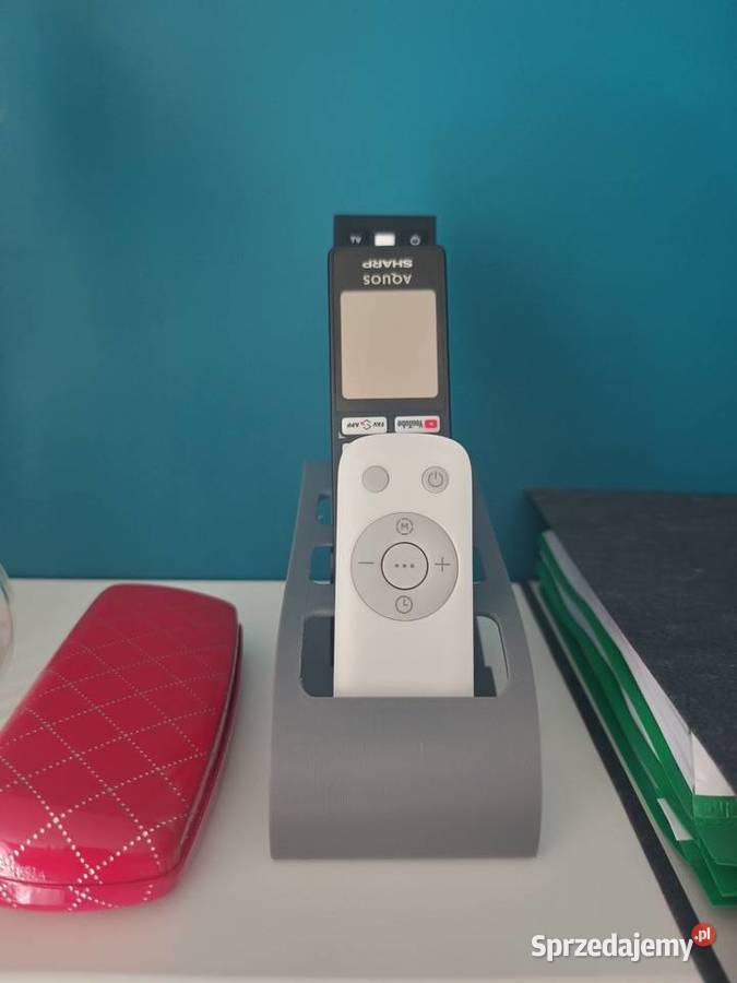 Uchwyt stojak do pilotów telewizora Kęty