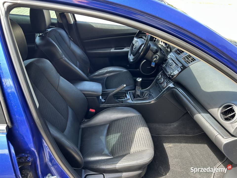 Mazda 6 25 benzyna zarejestrowana w Skarżysko-Kamienna sprzedam