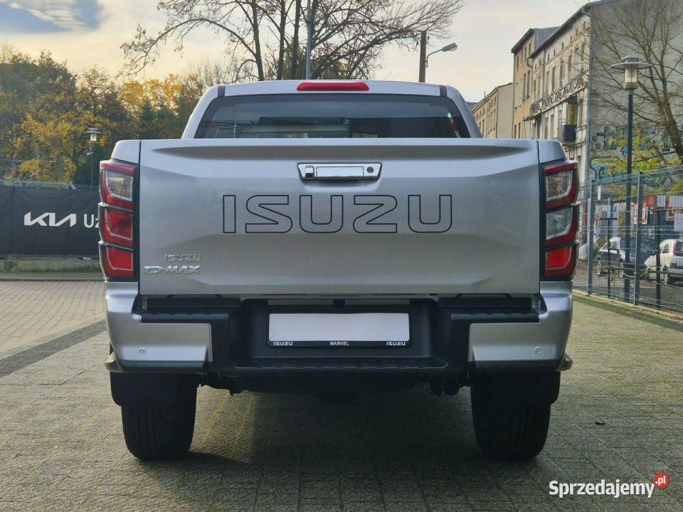 Isuzu D DMAX 19D 163 4WD LSX AT podwójna kabina kamera cofania D-Max