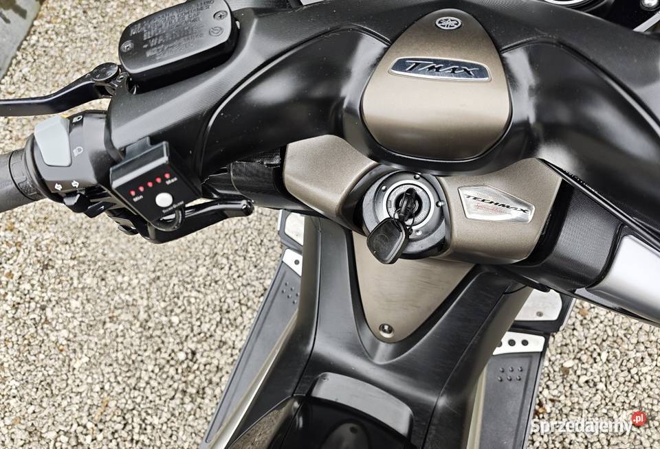 Skuter Yamaha T 500cc TECHMAX 2012r 34 ABS