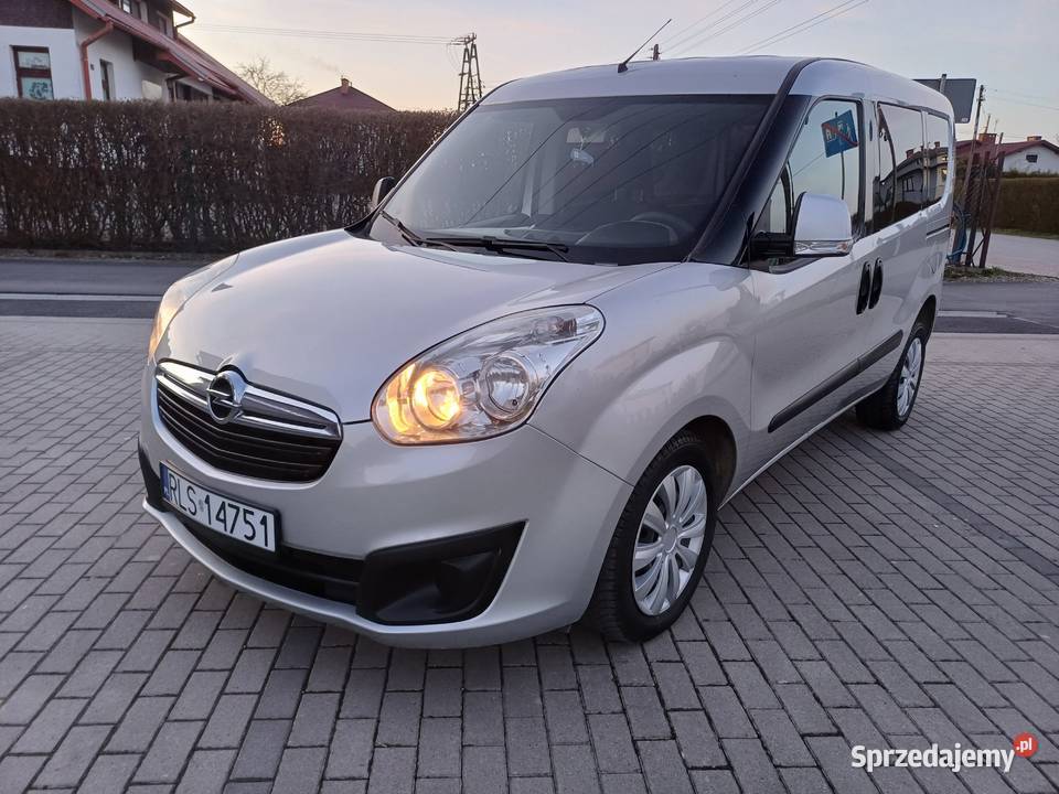 Opel Combo Tour 20 Cdti 2013r podkarpackie