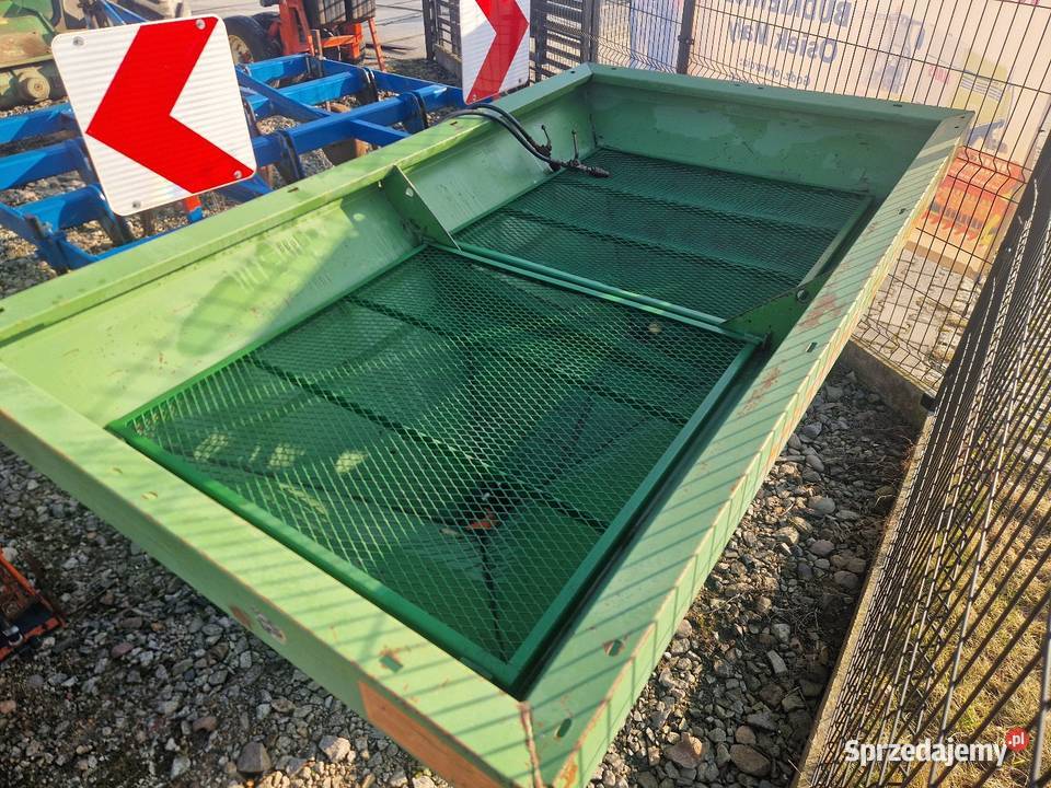 Rozsiewacz Amazone U 1801 hydraulicznie zamykany Osiek Mały