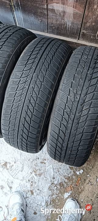 Opony zimowe 20560 r16 205 Olecko