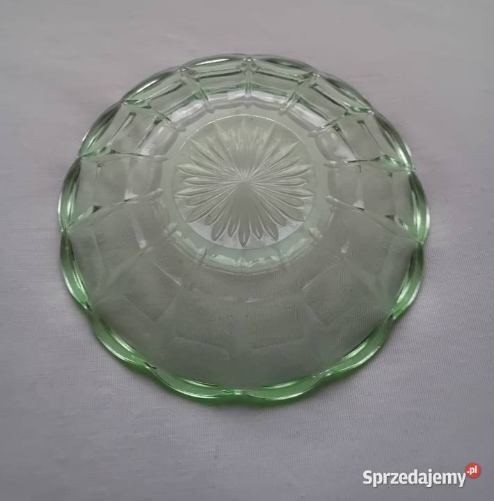 Zielony talerzyk huta Niemen J Stolle katalogowy Porcelana i szkło Koźminek