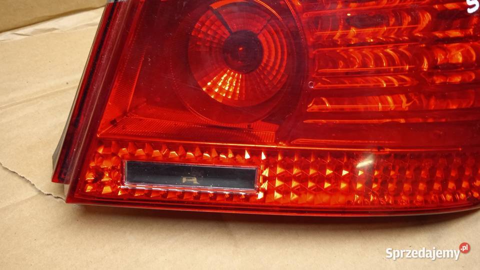 BMW E60 SEDAN LAMPA TYŁ PRAWA wielkopolskie Zbierkowo sprzedam