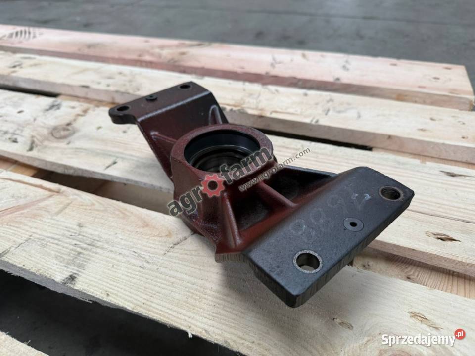 Uchwyt kosza PTO Massey Ferguson 6485 6490 Byków sprzedam