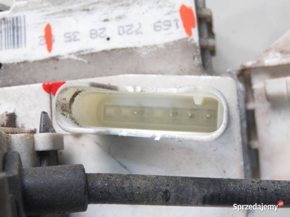 ZAMEK PRAWY PRZEDNI MERCEDESBENZ A W169