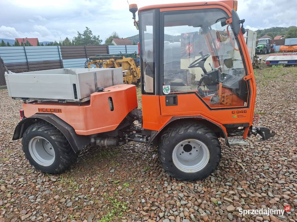 CIĄGNIK KOMUNALNY HOLDER C345
