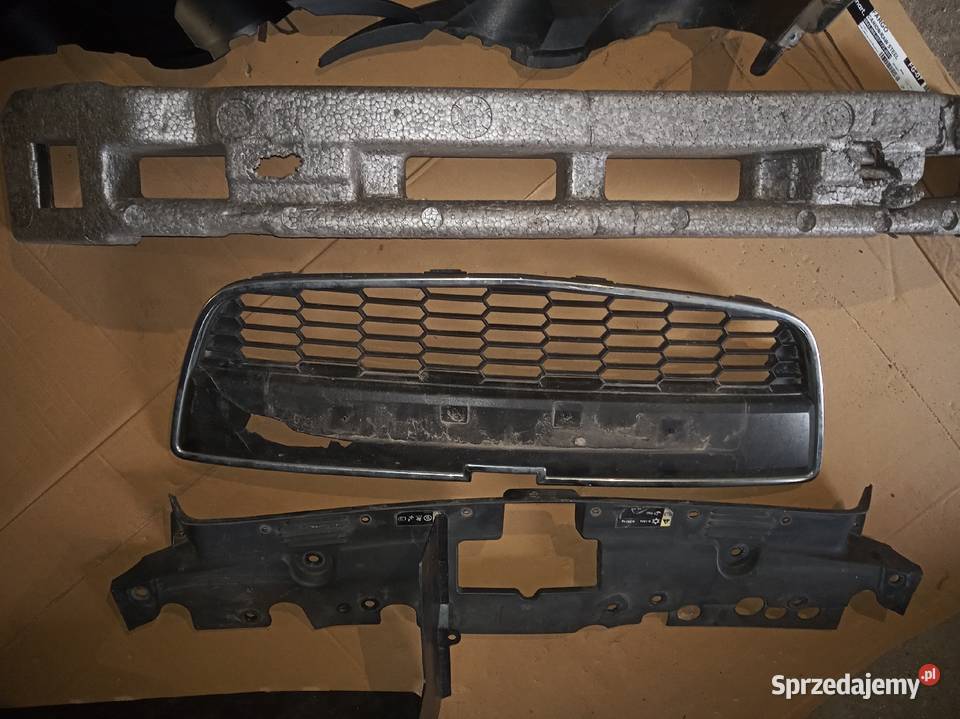 Chevrolet Aveo T300 części zderzak przedni Zderzaki Korczyska