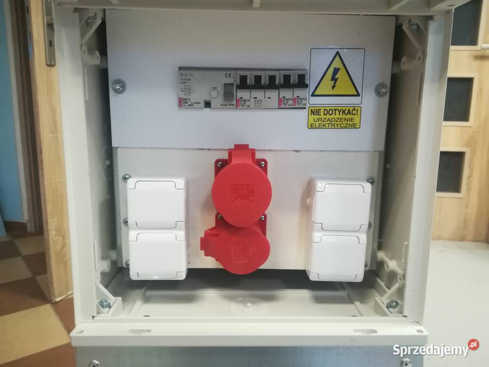 Rozdzielnica budowlana ERBETKA plac budowy