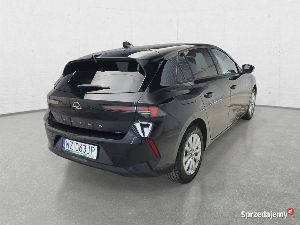 Opel Astra L 2021 Komorniki