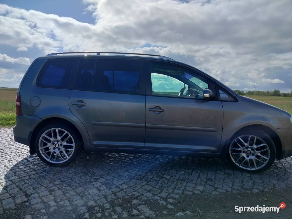 Volkswagen touran 20 tdi 140 2006r ZAMIENIĘ nieuszkodzony opolskie Makowice
