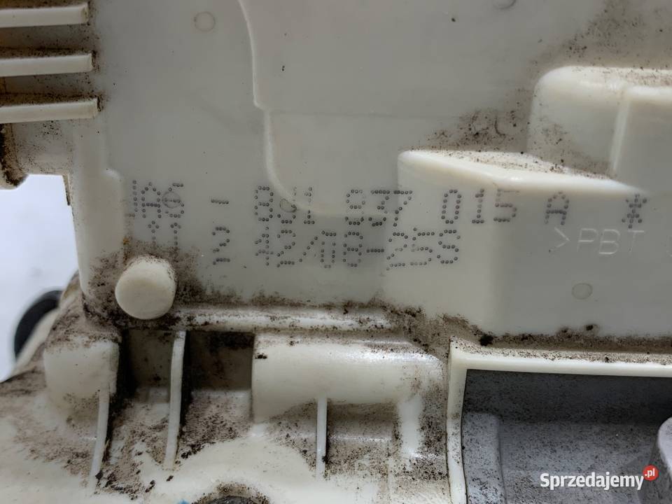 ZAMEK DRZWI LEWY PRZÓD AUDI A4 B8 SedanLimuzyna