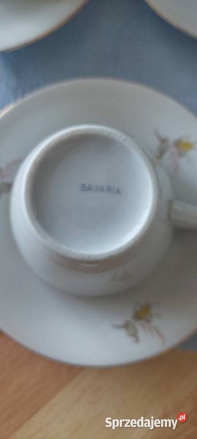 Komplet filiżanek z porcelany kostnej sprzedam