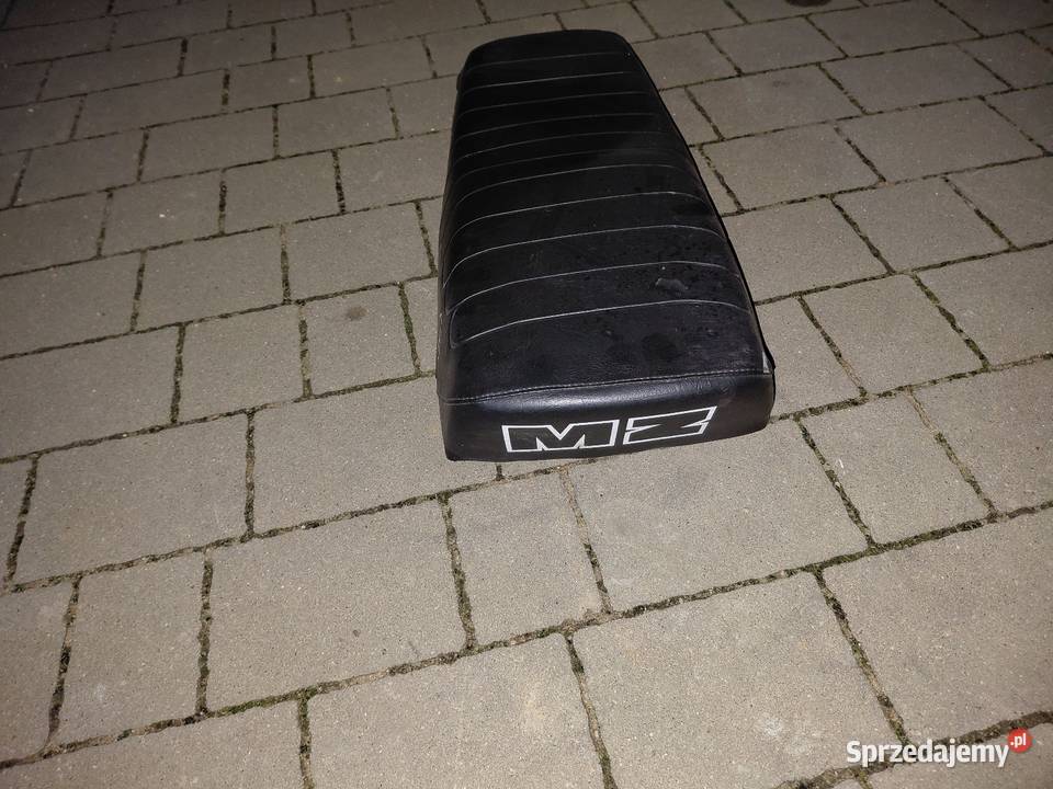 Siedzenie kanapa MZ ETZ 125 150 251