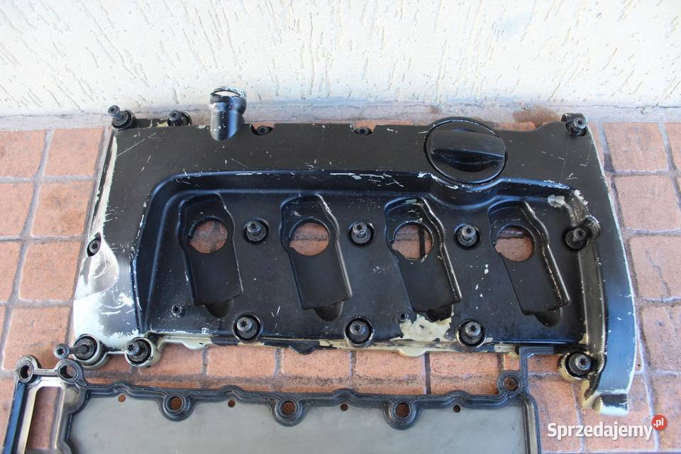 POKRYWA ZAWORÓW AUDI A4 B6 20 06B103475AJ osobowe sprzedam