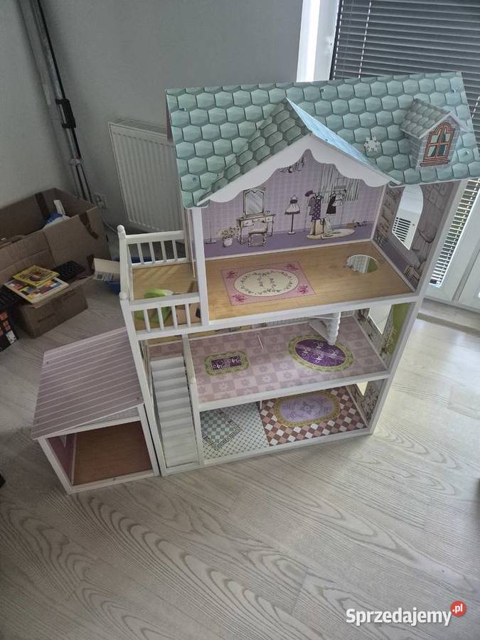 Drewniany domek lalek Stare Babice