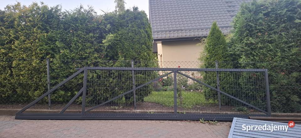 Sprzedam bramę przesuwną i furtkę