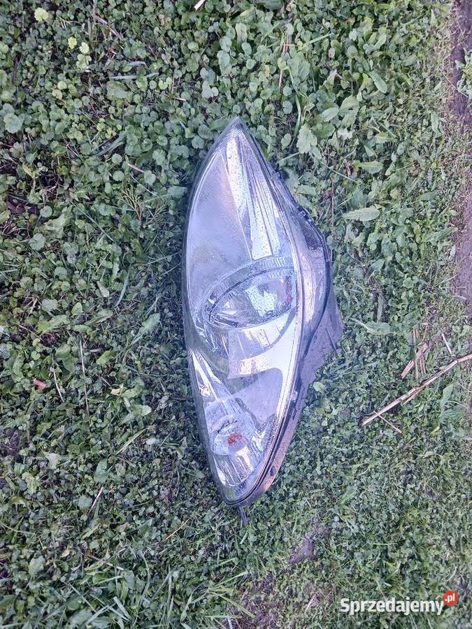 Lampa prawy przód Hyundai i20 Dąbrowa Tarnowska