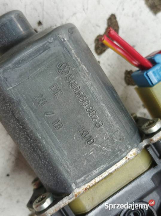 MECHANIZM SZYBY PRAWY PRZÓD 5E0837462 5Q0959802B Wyposażenie wnętrza sprzedam