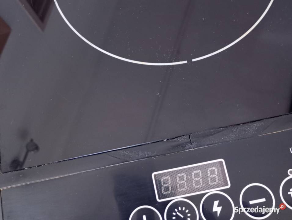 Kuchenka Esperanza indukcyjna EKH008 LOMBARDi wolnostojące