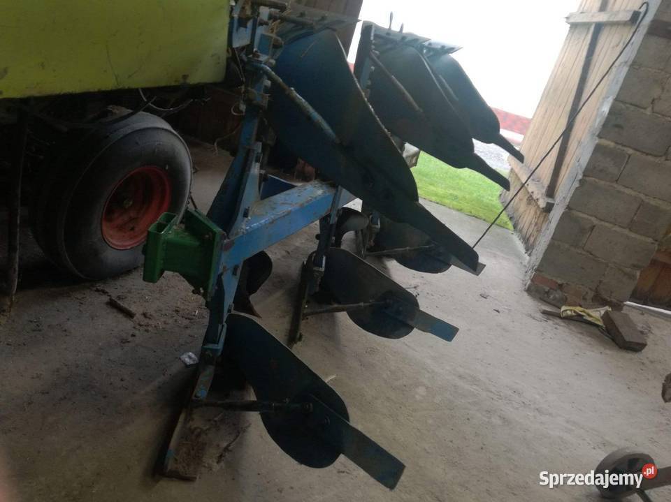Pług obrotowy 3 skibowy