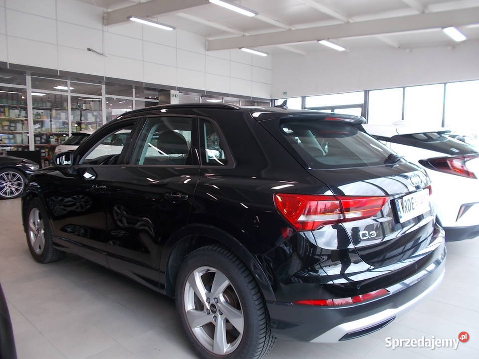 AUDI Q3 15 benzyna Automatsalon Polska Audi Dębica sprzedam