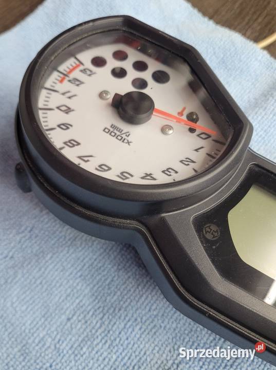 Yamaha FZ 8 FZ8 LICZNIK ZEGAR PRĘDKOŚCIOMIERZ Nowy Tomyśl