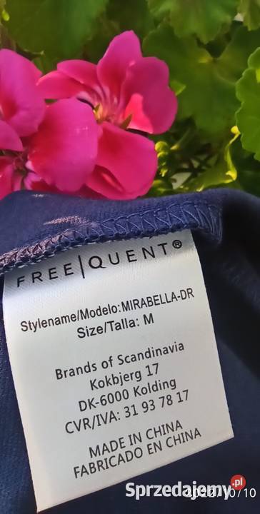 Elegancka granatowa krótka z dodatkiem koronki Radzyń Podlaski sprzedam