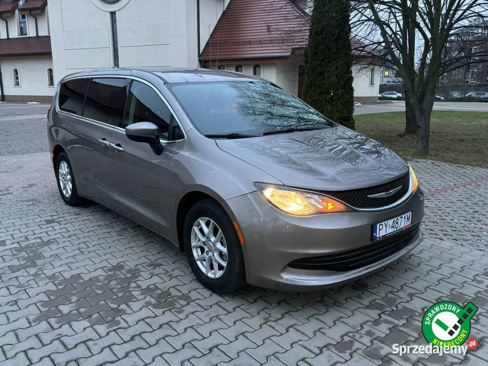 Chrysler Pacifica FV 23 Zadbany egzemplarz Poznań