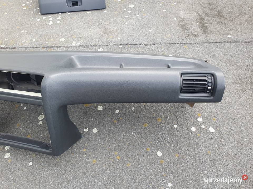 Bmw e30 deska rozdzielcza kokpit tapicerka Ładna Słupca sprzedam