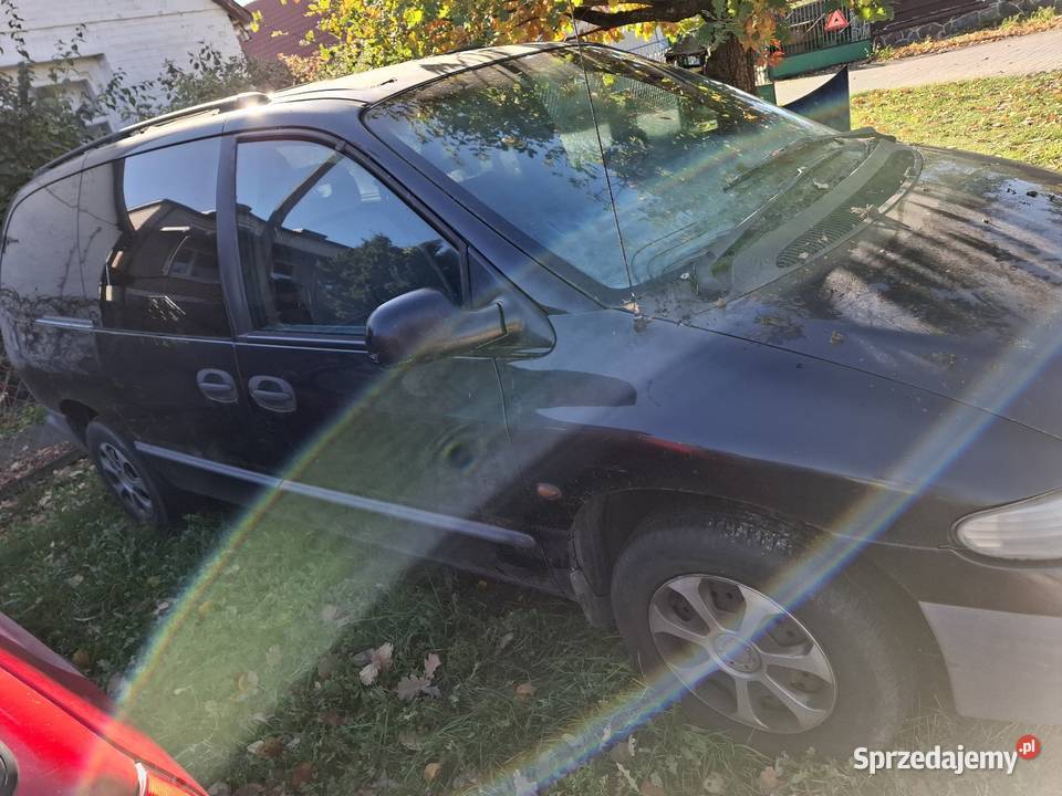 Chrysler voyager 24 benzyna wszystkie części sprowadzony Voyager Sadowne