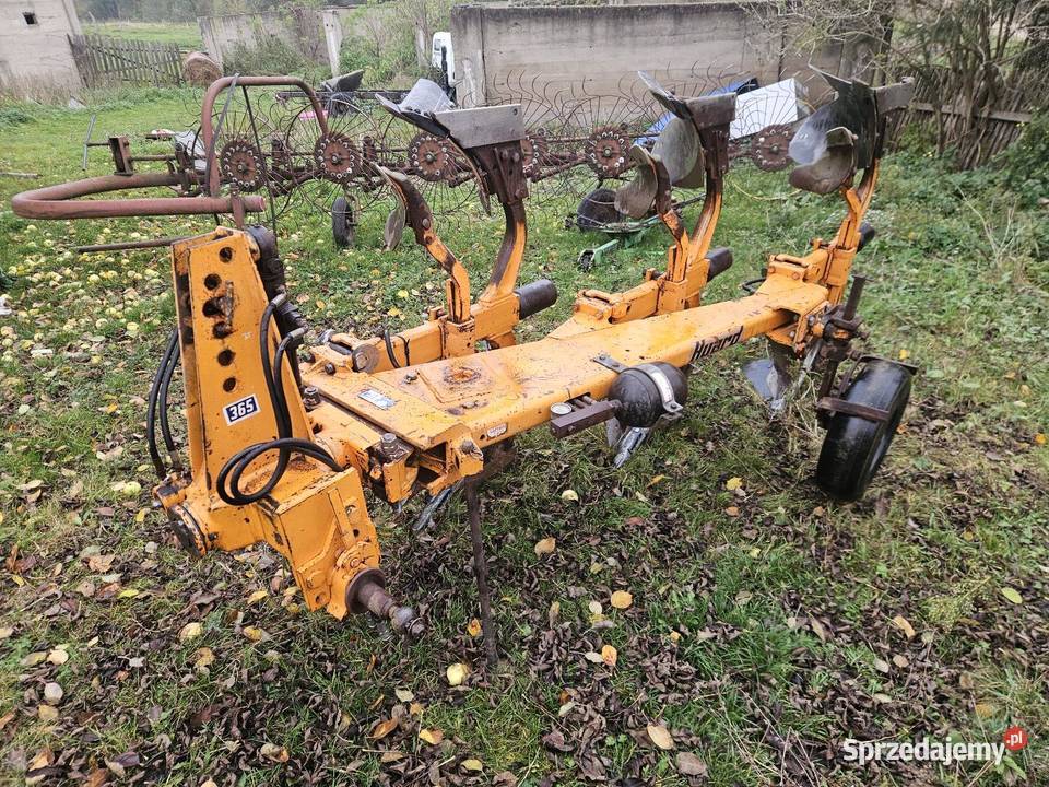 Pług Huard Kuhn 3 skibowy obrotowy Kuhn Pługi Mońki