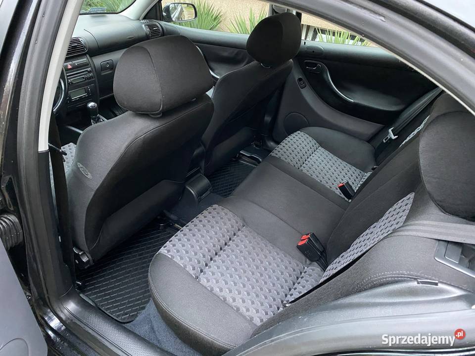 Seat Leon 1 właściciel 8 lat Rok produkcji 2001 Poraj sprzedam
