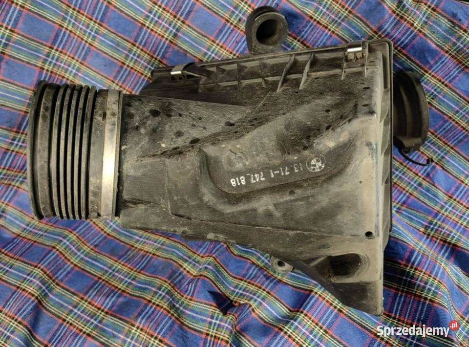 Obudowa filtra powietrza BMW e38 m60 730i sprzedam