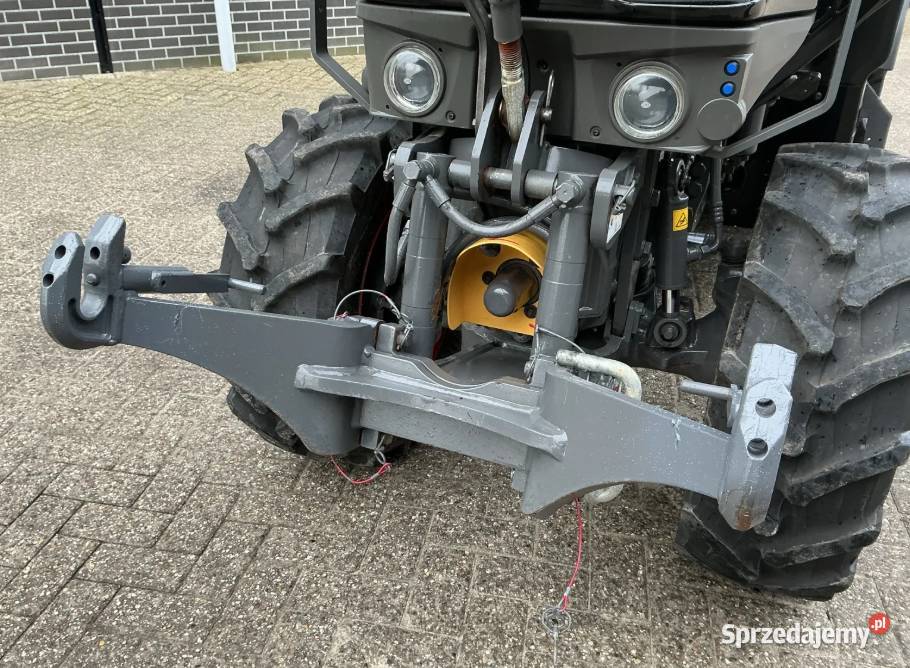 Fendt 211v Sławniów sprzedam