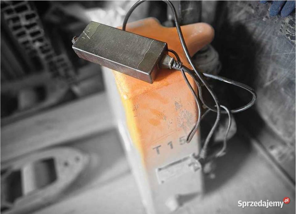 Syndyk sprzda elektryczny wózek paletowy JAZGOT
