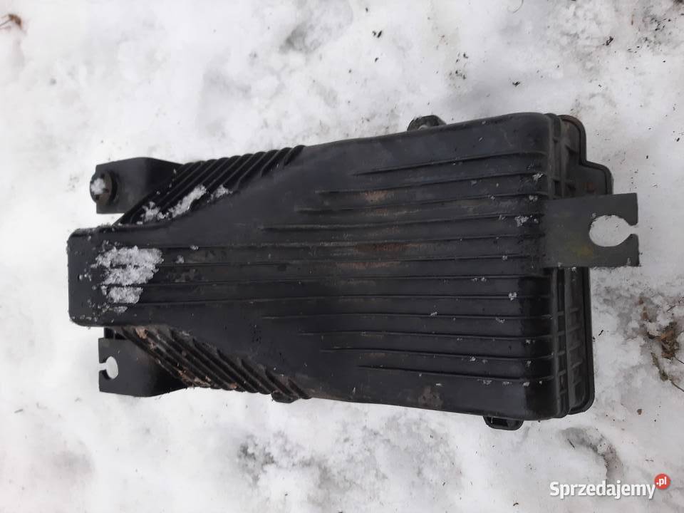 Kia Carnival II 27 CRDI obudowa filtra powietrza Ksawerów