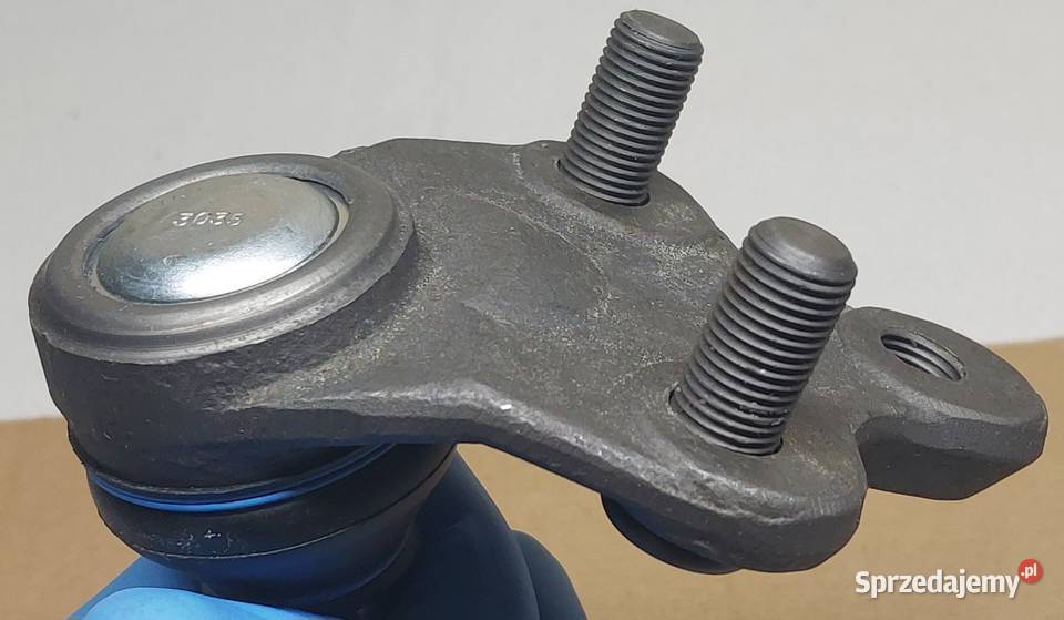 SWORZEŃ WAHACZA DOLNY TOYOTA AVENSIS T25 KOMPLET Mielęcin