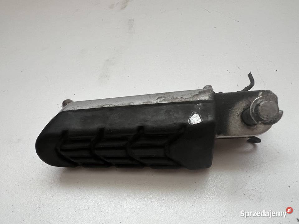 Podnóżek lewy tył BMW G310 BMW GR ABS Podnóżki i stopki Ostrzeszów sprzedam