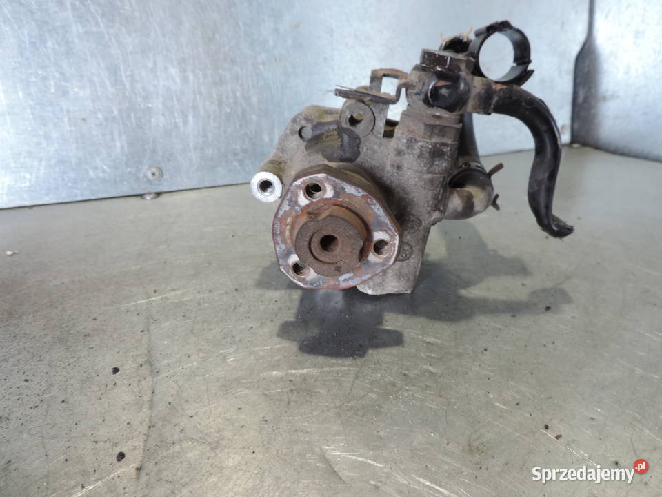 VW GOLF 4 AUDI A3 8L BORA 14 16 16V POMPA osobowe małopolskie Nowy Sącz