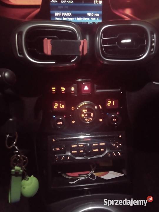 Sprzedam ładnego citroena zadbanego opony zimowe sprzedam