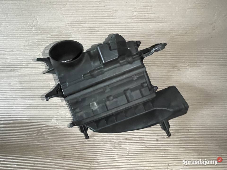 A6420940304 obudowa filtra powietrza 30 v6 Szczecin