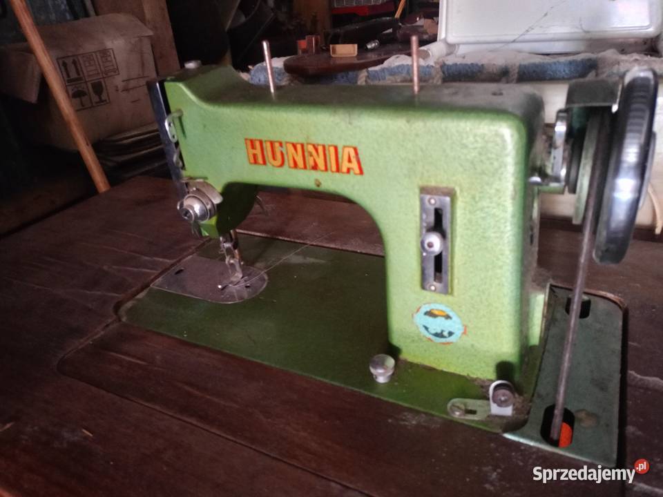 Maszyna do szycia Świerczów sprzedam