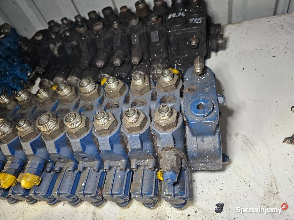 Rozdzielacz hydrauliczny tylni Holland Case Fiat Gdynia